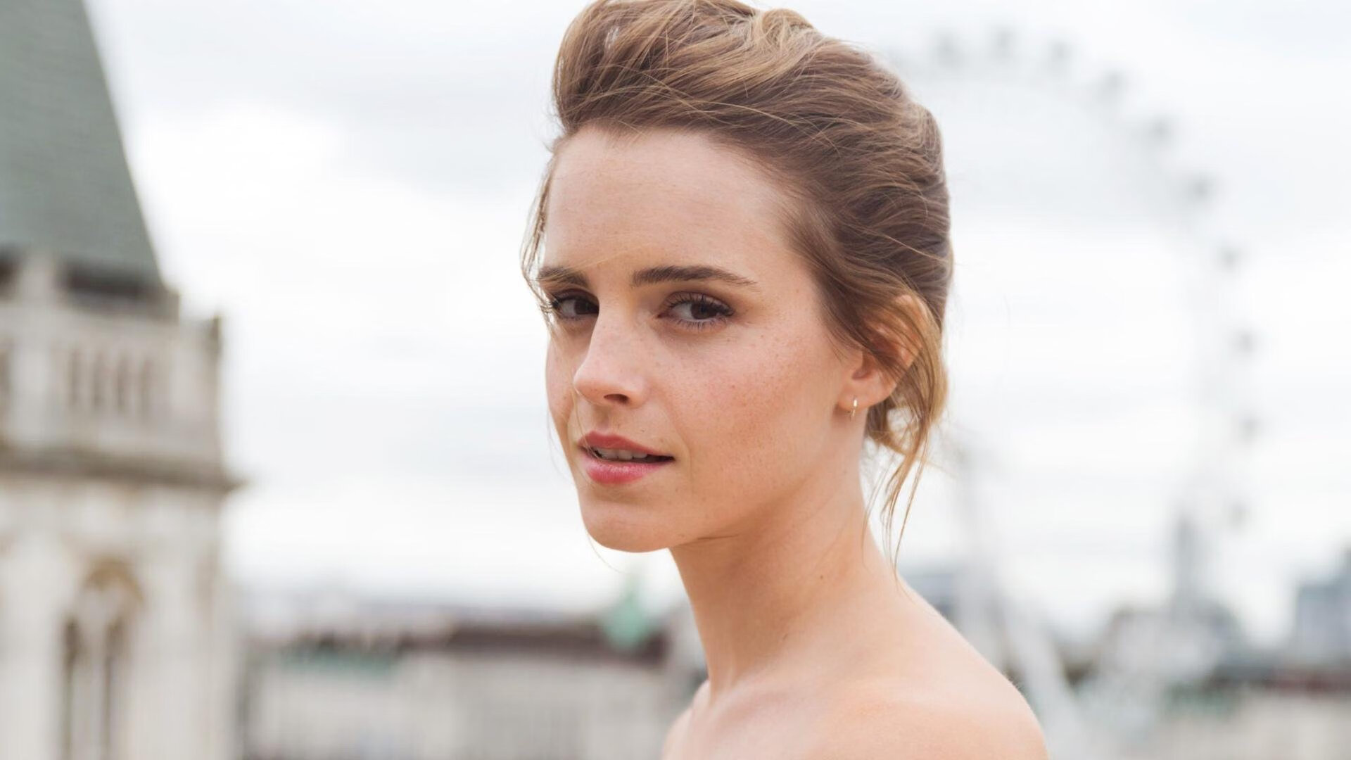 温网奖杯独耀，却不及他扛起整个国家的千钧一发