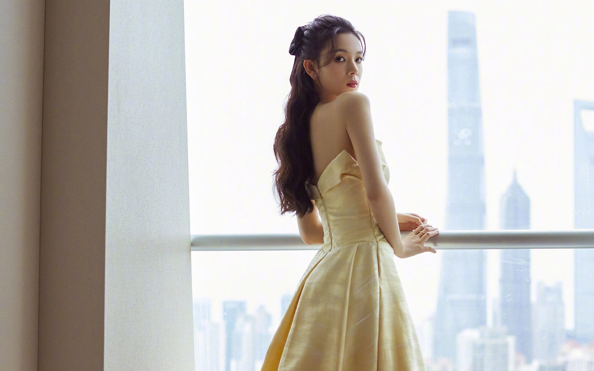 爱游戏体育-唯一性的体育交响曲，德甲争冠战的烽火与上海队驯服灰熊的传奇