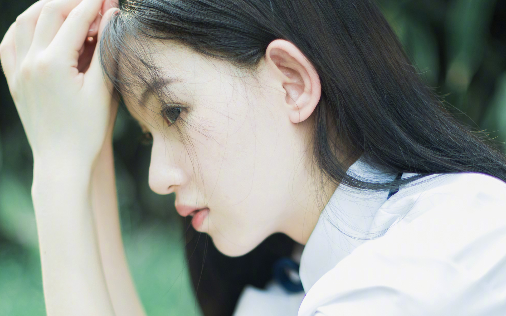 铁壁崩溃！恩比德凿穿防线，活塞窒息节奏终破步行者围城