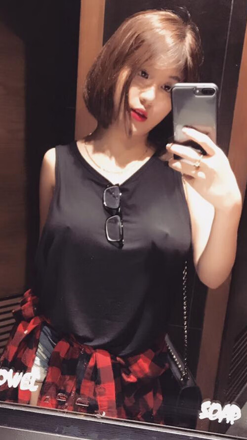 爱游戏入口-萨卡闪电破门定乾坤，切尔西碾压伊朗展雄风